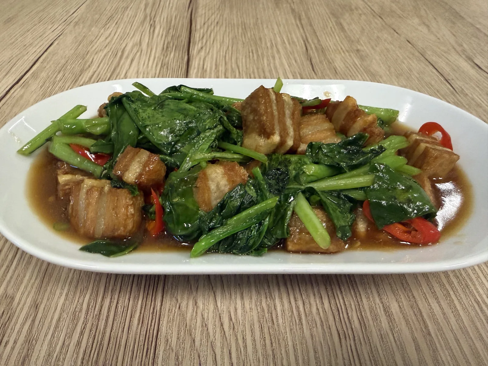 Pad Kana Moo Krob